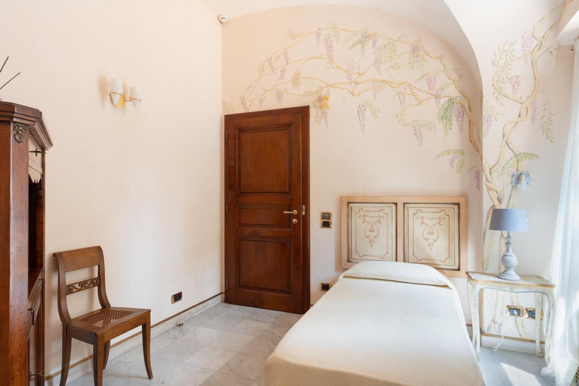 Relais Villa Bianca Gambassi Terme Pokoj fotografie